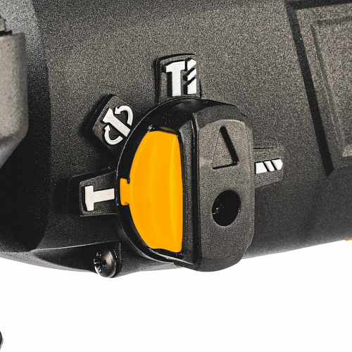 Перфоратор электрический RH-750-24, SDS-plus, 750 Вт, 2,5 Дж, 3 реж.// Denzel Перфоратор электрический RH-750-24, SDS-plus, 750 Вт, 2,5 Дж, 3 реж.// Denzel