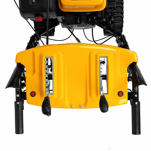 Бензиновая снегоуборочная машина SBL 711DT PRO, 420cc, гусеницы, эл.старт, блок. дифф.// Denzel Бензиновая снегоуборочная машина SBL 711DT PRO, 420cc, гусеницы, эл.старт, блок. дифф.// Denzel