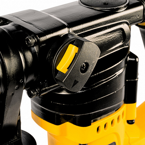Перфоратор электрический RHV-1100-26, SDS-plus, 1100Вт, 4Дж, 3 реж.// Denzel Перфоратор электрический RHV-1100-26, SDS-plus, 1100Вт, 4Дж, 3 реж.// Denzel